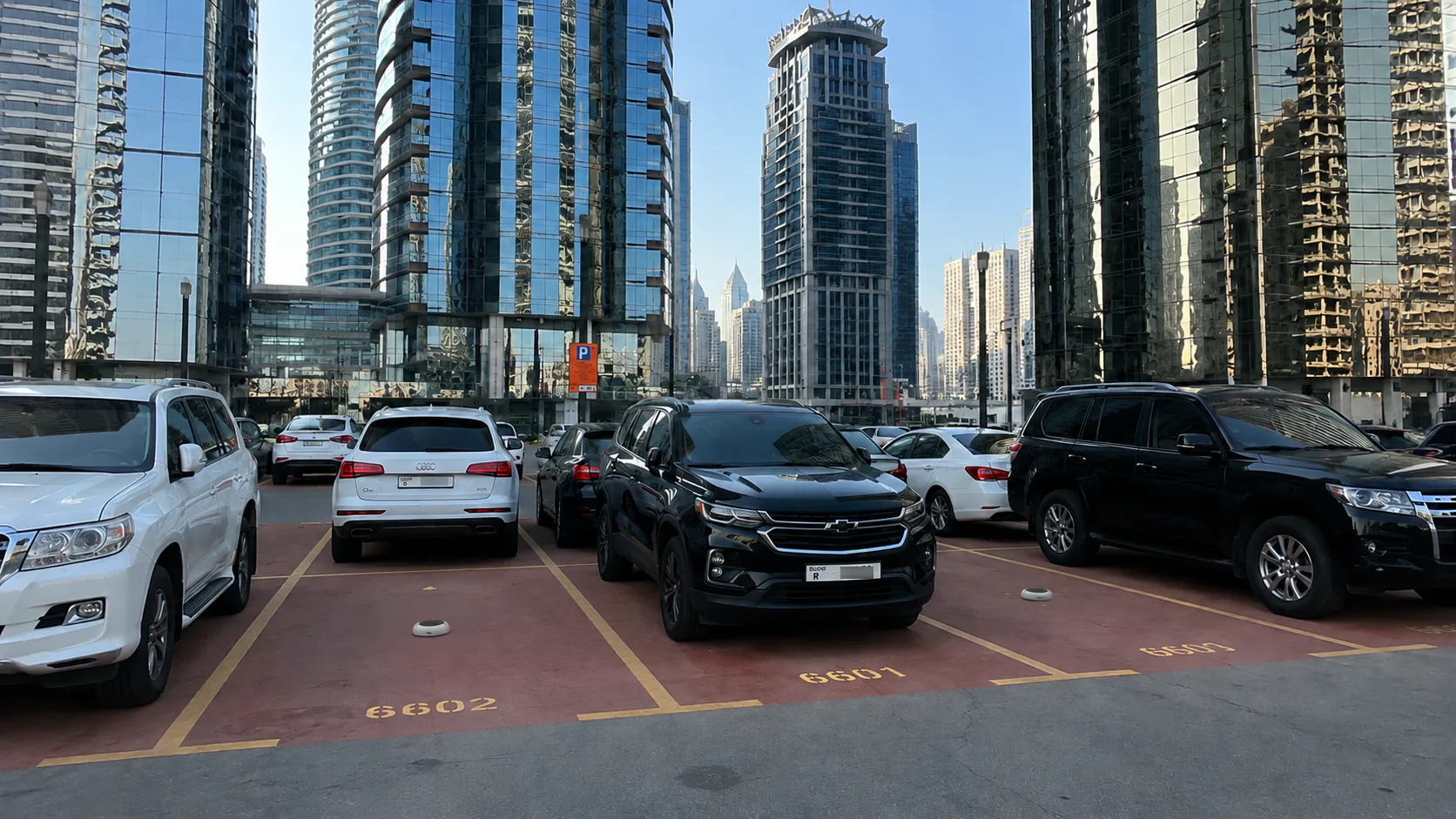 Predictive Asset Monitoring: Digitizing Operations in a 5G Smart District — on-site photo 1